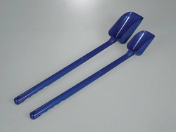 Detectable scoop, long handle, blue Bürkle