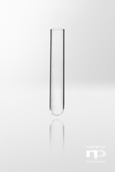 Test tubes made of medical grade polysterene (PS)