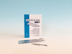 Disposable scalpel blades
